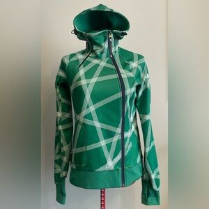 The North Face zip up hoodie sweater Size Medium